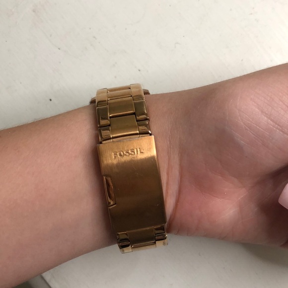 Fossil Watch - Picture 2 of 2